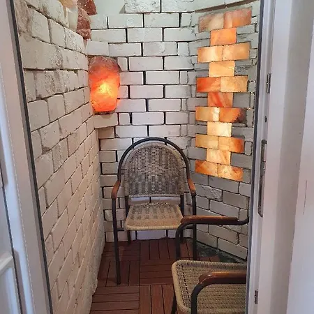 In - Balaton 18964 *