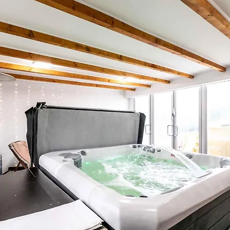 In - Balaton 18964 Apartament *